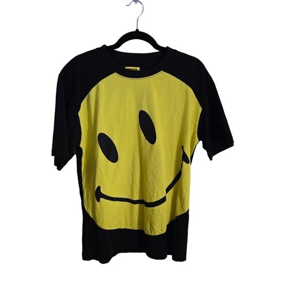 Chinatown Market The Big Smiley Tee Shirt Size M Gender Neutral - Picture 1 of 5